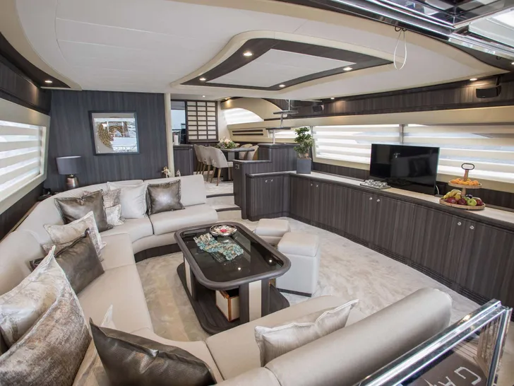 SOFIA D - Ferreti 76,saloon SOFIA D - Ferreti 76,saloon