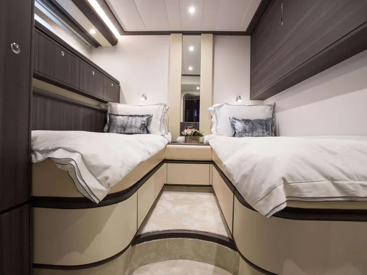 SOFIA D - Ferreti 76,twin cabin II with pullman SOFIA D - Ferreti 76,twin cabin II with pullman