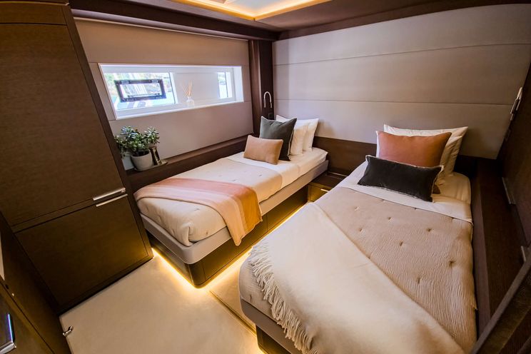Charter Yacht AEOLUS 77 - Lagoon Seventy 7 - 4 Cabins - Tortola - Anegada - Virgin Gorda - BVI - Caribbean