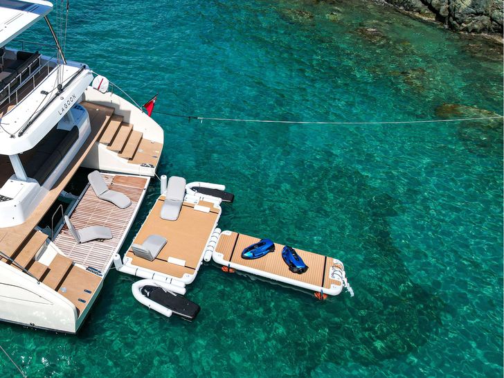 AEOLUS 77 Lagoon 77 - aft deck AEOLUS 77 Lagoon 77 - aft deck