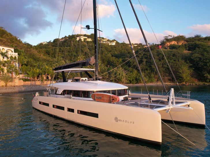 AEOLUS 77 Lagoon 77 - anchored AEOLUS 77 Lagoon 77 - anchored
