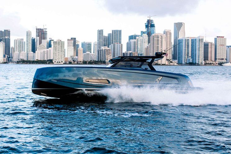 Charter Yacht CECE - Vanquish 45 ft - 1 Cabin - Miami - Florida - Southeast USA