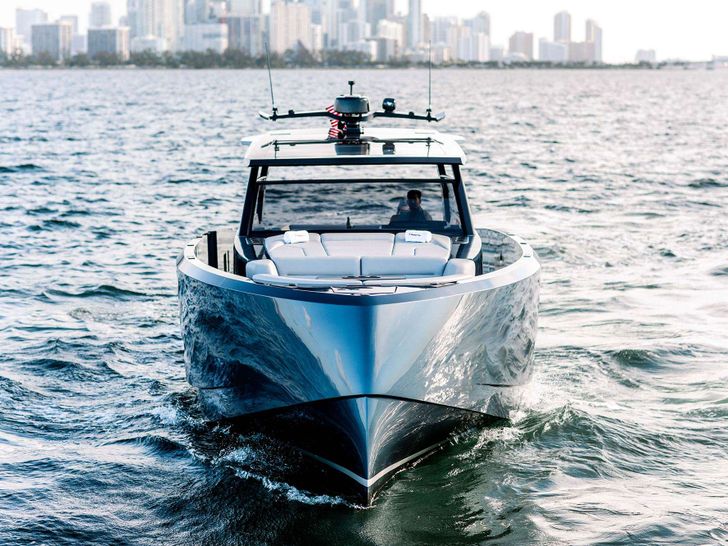 CECE - Vanquish 45,cruising bow view CECE - Vanquish 45,cruising bow view
