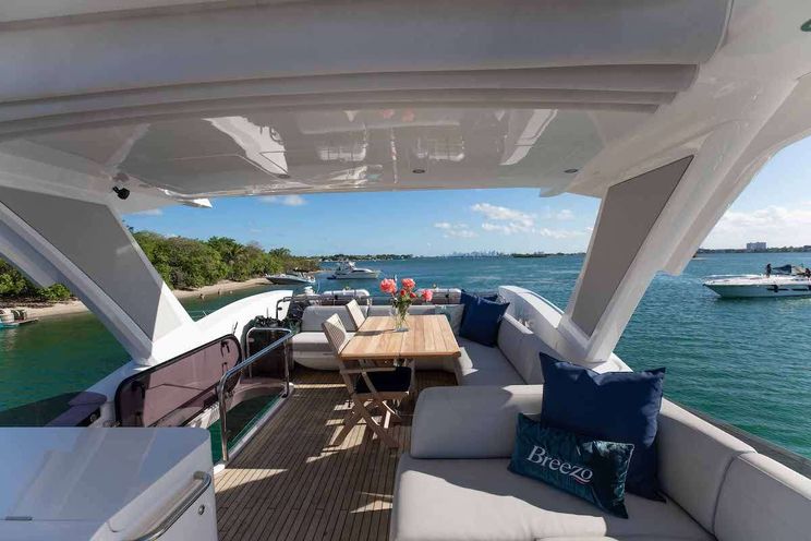 Charter Yacht LAGO PARADISE - Sunseeker Manhattan 70 - 4 Cabins - Miami - Florida East Coast - Southeast USA - Bahamas