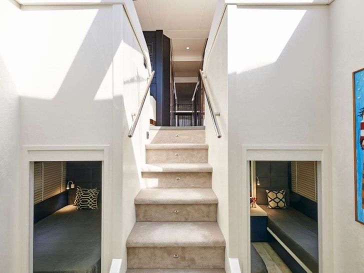 LA FENICE Azimut 88 - staircase to the cabin deck LA FENICE Azimut 88 - staircase to the cabin deck