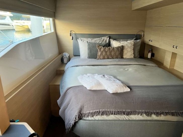 GRACE Aquila 54 - VIP Cabin GRACE Aquila 54 - VIP Cabin