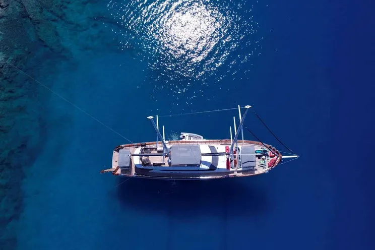 Charter Yacht QUEEN OF MAKRI - Custom Sailing Yacht 40m - 6 Cabins - Bodrum - Marmaris - Gocek - Turkey