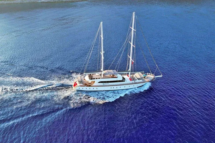 Charter Yacht QUEEN OF MAKRI - Custom Sailing Yacht 40m - 6 Cabins - Bodrum - Marmaris - Gocek - Turkey