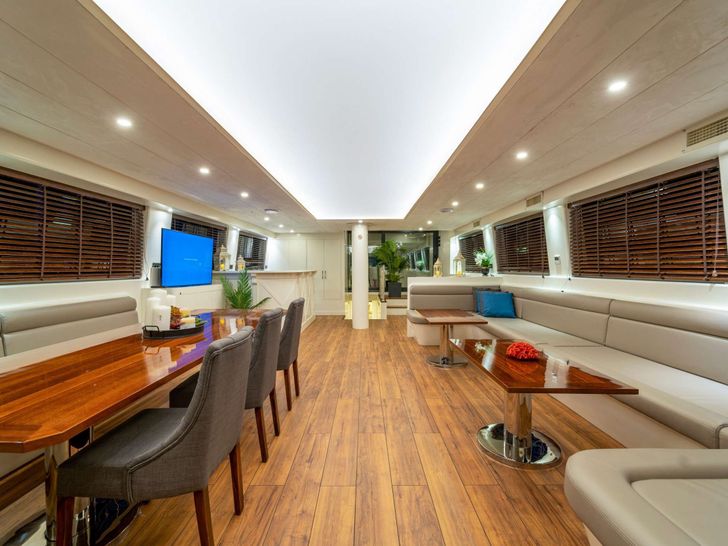 QUEEN OF MAKRI Custom Sailing Yacht 40m - saloon QUEEN OF MAKRI Custom Sailing Yacht 40m - saloon
