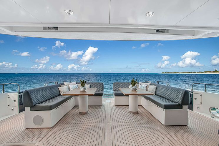 Charter Yacht EVEREAST - Sunseeker 115 - 5 Cabins - Monaco - Cannes - St Tropez