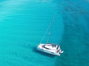 VIVE LA`MOUR - Fountaine Pajot Isla 40 - 2 Cabins - Nassau - Exumas - The Abacos - Bahamas VIVE LA`MOUR - Fountaine Pajot Isla 40 - 2 Cabins - Nassau - Exumas - The Abacos - Bahamas