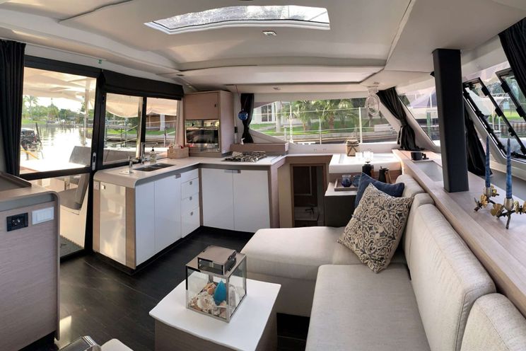 Charter Yacht VIVE LAMOUR - Fountaine Pajot 40 - 2 Cabins - The Abacos - Bahamas - Caribbean Windwards