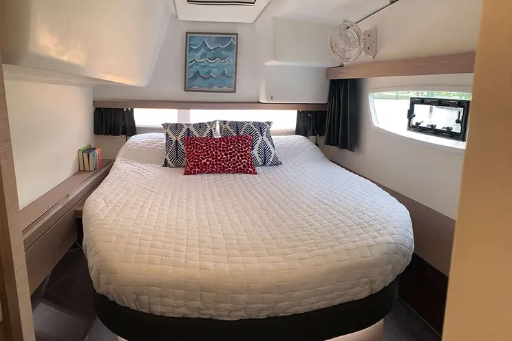Charter Yacht VIVE LAMOUR - Fountaine Pajot Isla 40 - 2 Cabins - Nassau - Exumas - The Abacos - Bahamas