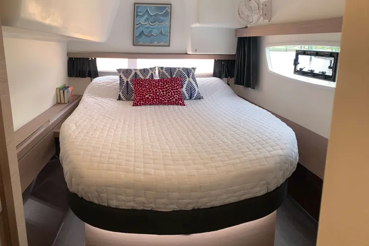 Charter Yacht VIVE LAMOUR - Fountaine Pajot 40 - 2 Cabins - The Abacos - Bahamas - Caribbean Windwards