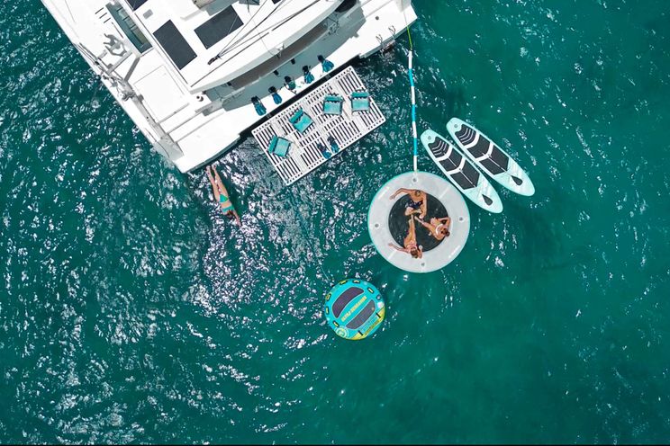 Charter Yacht ESCAPADE - Bali 5.4 - 4 cabins - BVI - USVI - St Thomas - Tortola