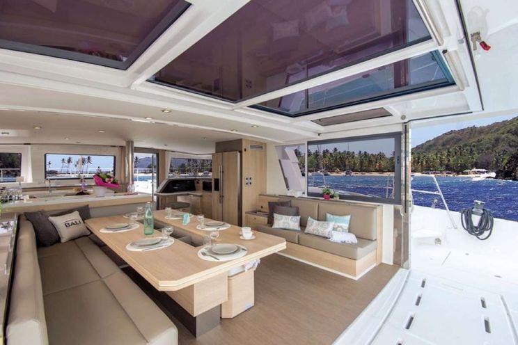 Charter Yacht ESCAPADE - Bali 5.4 - 4 cabins - BVI - USVI - St Thomas - Tortola