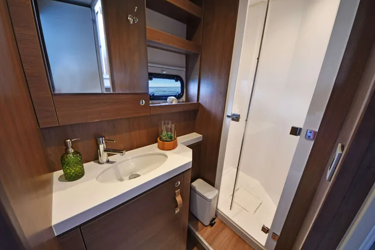 Charter Yacht ESCAPADE - Bali 5.4 - 4 cabins - BVI - USVI - St Thomas - Tortola