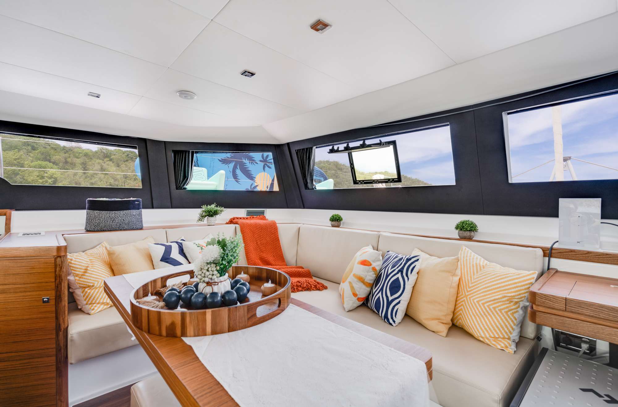 Charter Yacht WALK'N ON SUNSHINE - Dufour 48 - 4 Cabins - Grenadines - Windwards - BVI - USVI - Caribbean