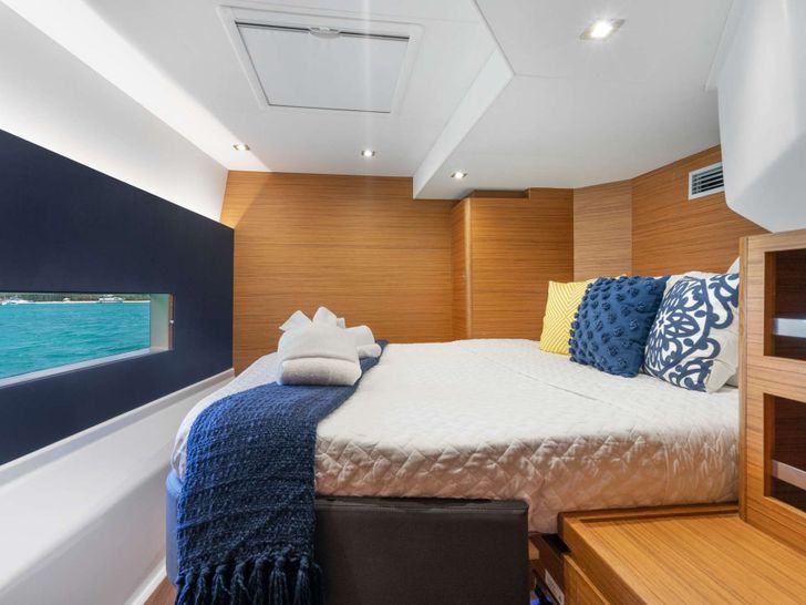 WALK`N ON SUNSHINE WALK`N ON SUNSHINE