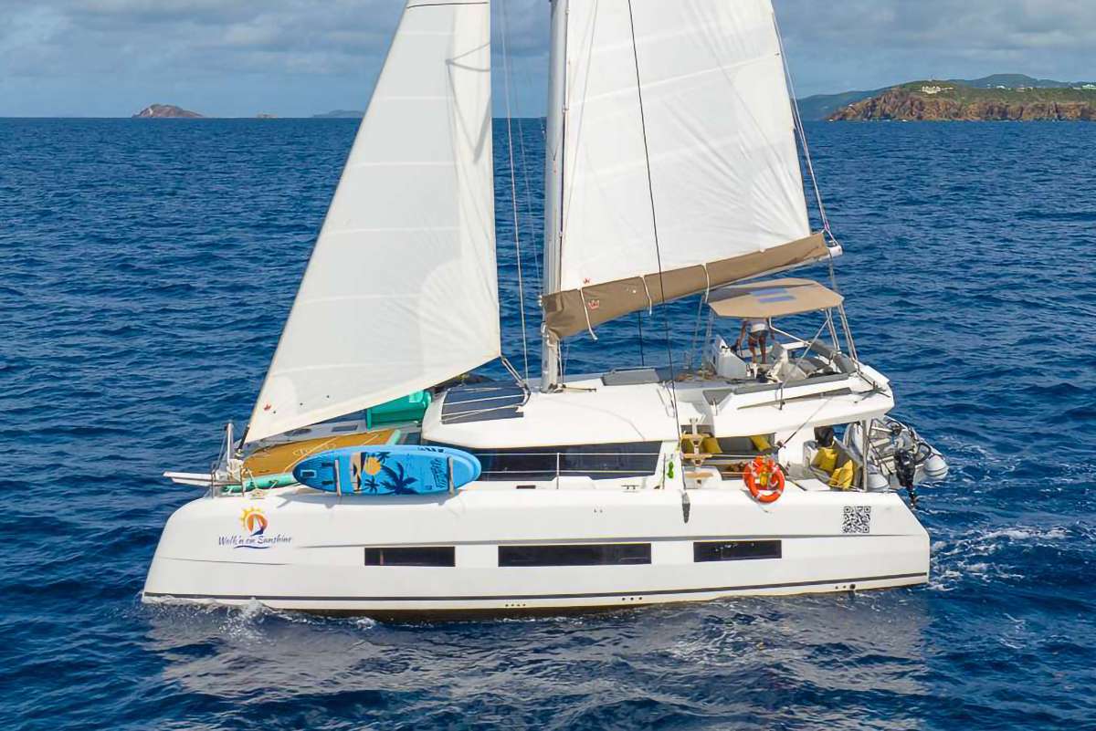 Charter Yacht WALK'N ON SUNSHINE - Dufour 48 - 4 Cabins - Grenadines - Windwards - BVI - USVI - Caribbean
