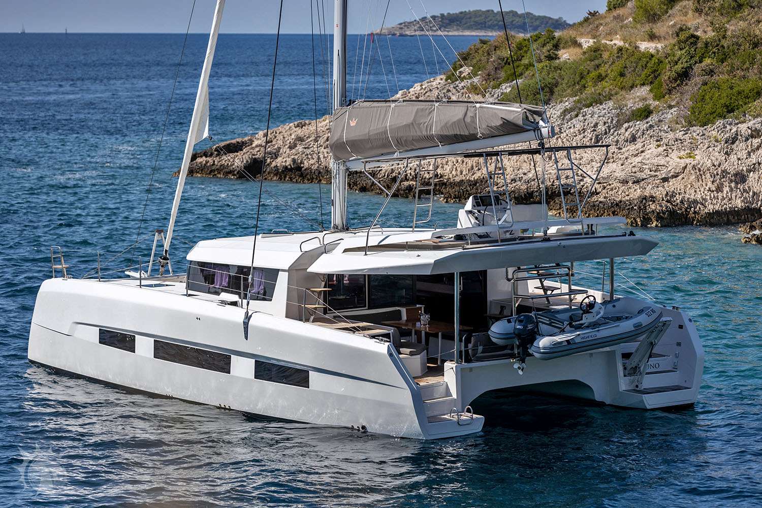 Charter Yacht WALK'N ON SUNSHINE - Dufour 48 - 4 Cabins - Grenadines - Windwards - BVI - USVI - Caribbean