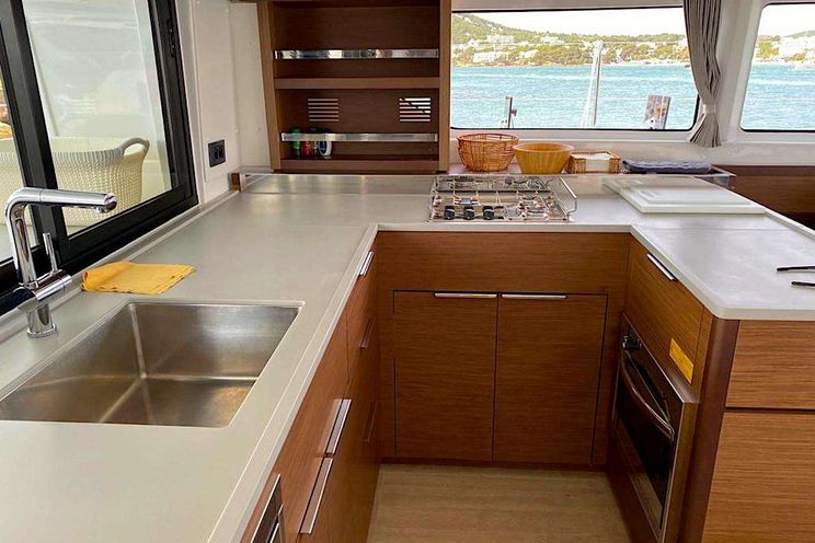 Charter Yacht SARAMIMI - Lagoon 46 - 3 Cabins - BVI - Tortola - Virgin Gorda