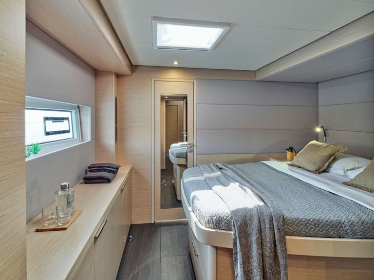 AZUL Lagoon 55 - master cabin AZUL Lagoon 55 - master cabin