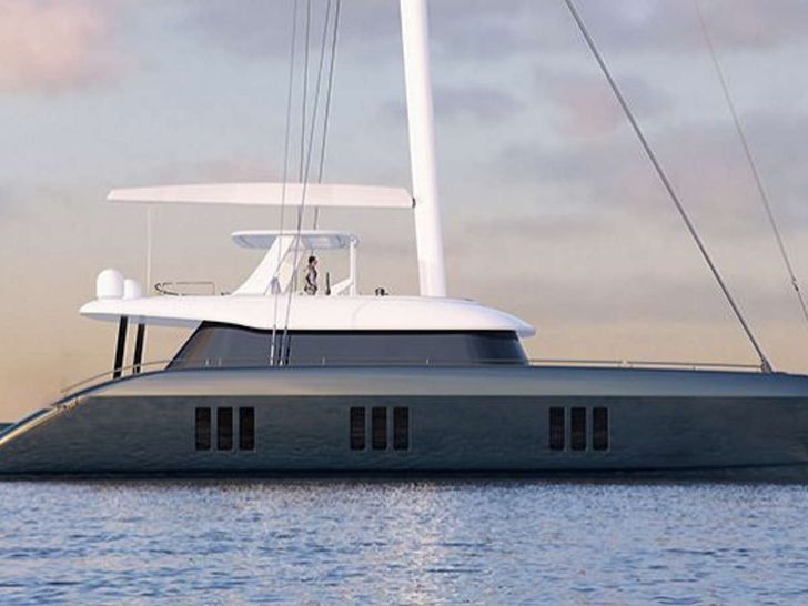 Agata Blu,a newly built Sunreef 70,strikes a mix between extraordinary comfort,excellent performance under sail,and cutting-edge technology,thanks in large part to her exceptional living areas. She is a fully customized model that features a cont