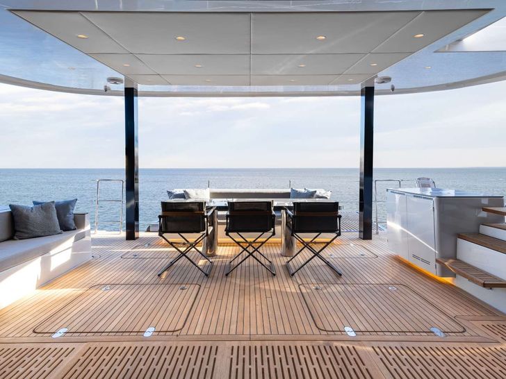 AGATA BLU Sunreef 70 aft deck dining area AGATA BLU Sunreef 70 aft deck dining area
