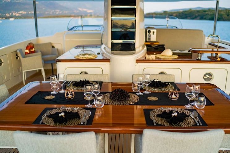 Charter Yacht VALENTINA II - Sanlorenzo SD90 - 4 Cabins - Tivat - Porto Montenegro - Split - Dubrovnik