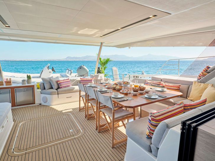 ALENA Fountaine Pajot Power 67 - aft deck ALENA Fountaine Pajot Power 67 - aft deck