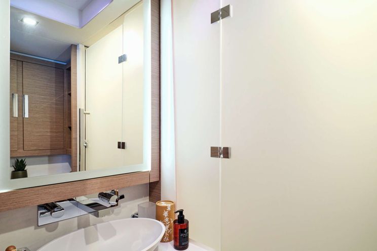 Charter Yacht PIXIE - Fountaine Pajot 67 - 4 Cabins - Athens - Mykonos - Paros - Cyclades - Greece - Red Sea