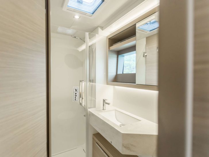 JEWEL Lagoon 51 - master cabin bathroom JEWEL Lagoon 51 - master cabin bathroom