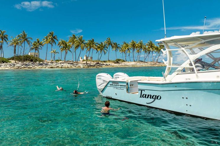 Charter Yacht ROMEO FOXTROT - Hargrave 118 - 5 Cabins - Nassau - Exumas - Bahamas