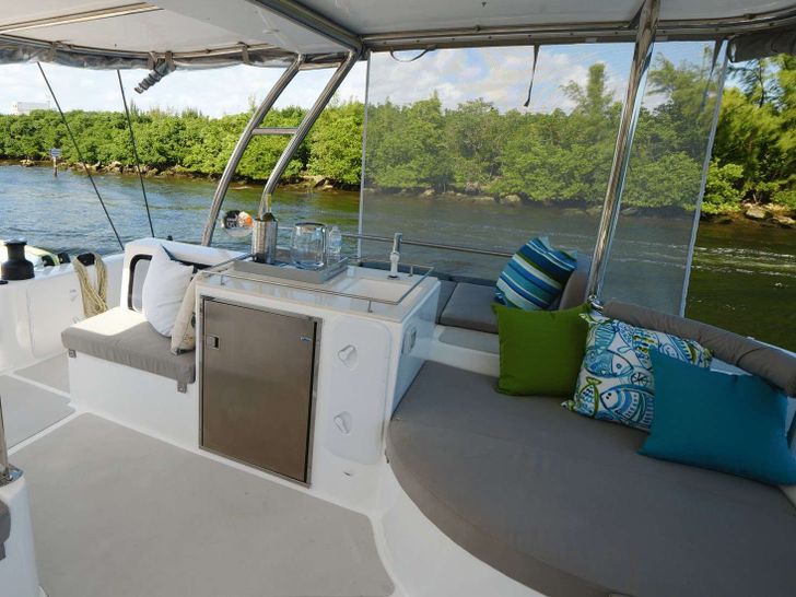 SISTER SHIP SISTER SHIP