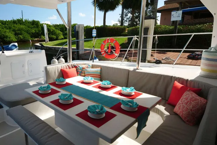 Charter Yacht ADVENTURE US - Royal Cape 57 - 4 Cabins - St Thomas - St John - St Croix