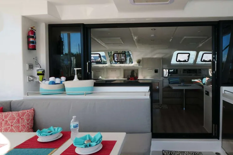 Charter Yacht ADVENTURE US - Royal Cape 57 - 4 Cabins - St Thomas - St John - St Croix