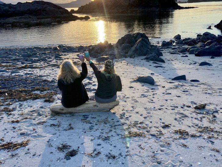 Beach sundowners Beach sundowners
