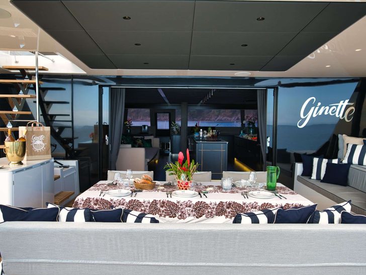 GINETTE - saloon GINETTE - saloon