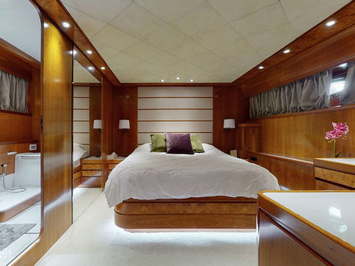 NATASSA Posillipo 80 - master cabin NATASSA Posillipo 80 - master cabin