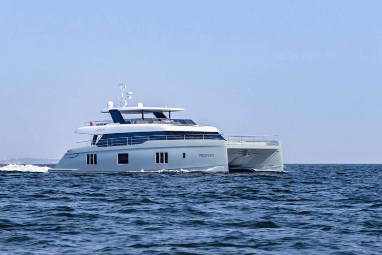 Charter Yacht PRONTO - Sunreef Power Catamaran 80 - 4 Cabins - Paradise Island - Nassau - Bahamas