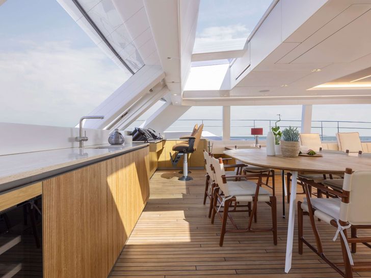 PRONTO - Sunreef 80,dining area and cockpit PRONTO - Sunreef 80,dining area and cockpit