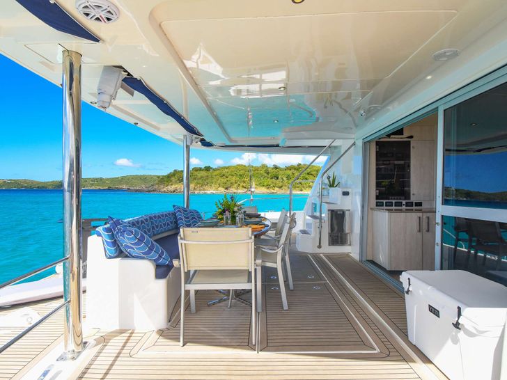 LEEWAY - aft deck alfresco dining LEEWAY - aft deck alfresco dining