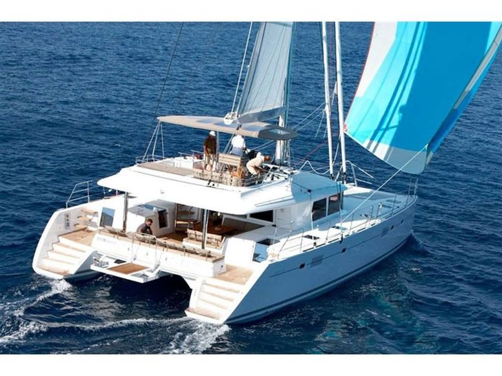 ISLAS CHAFARINAS - Lagoon 560,aerial stern view with waterline ISLAS CHAFARINAS - Lagoon 560,aerial stern view with waterline