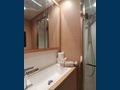 ISLAS CHAFARINAS - Lagoon 560,shower and vanity unit