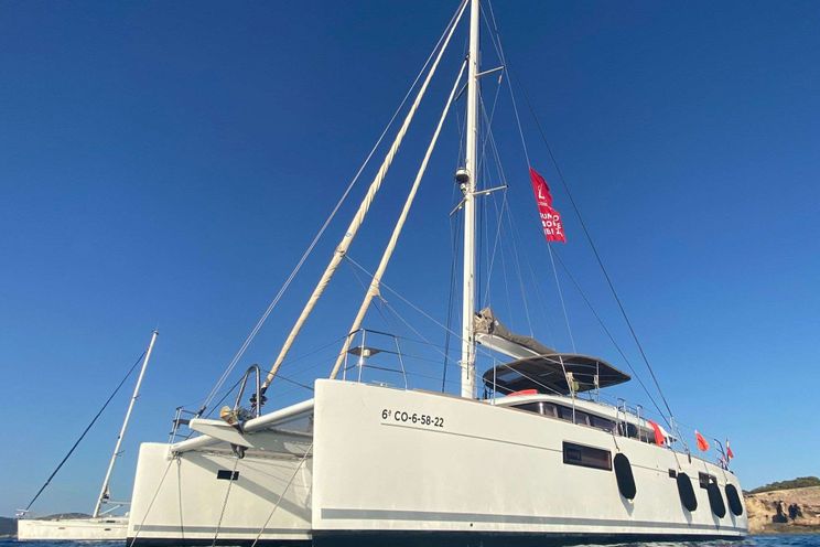 Charter Yacht ISLAS CHAFARINAS - Lagoon 560 - 4 Cabins - St. Martin - St. Barths - Anguilla - Antigua