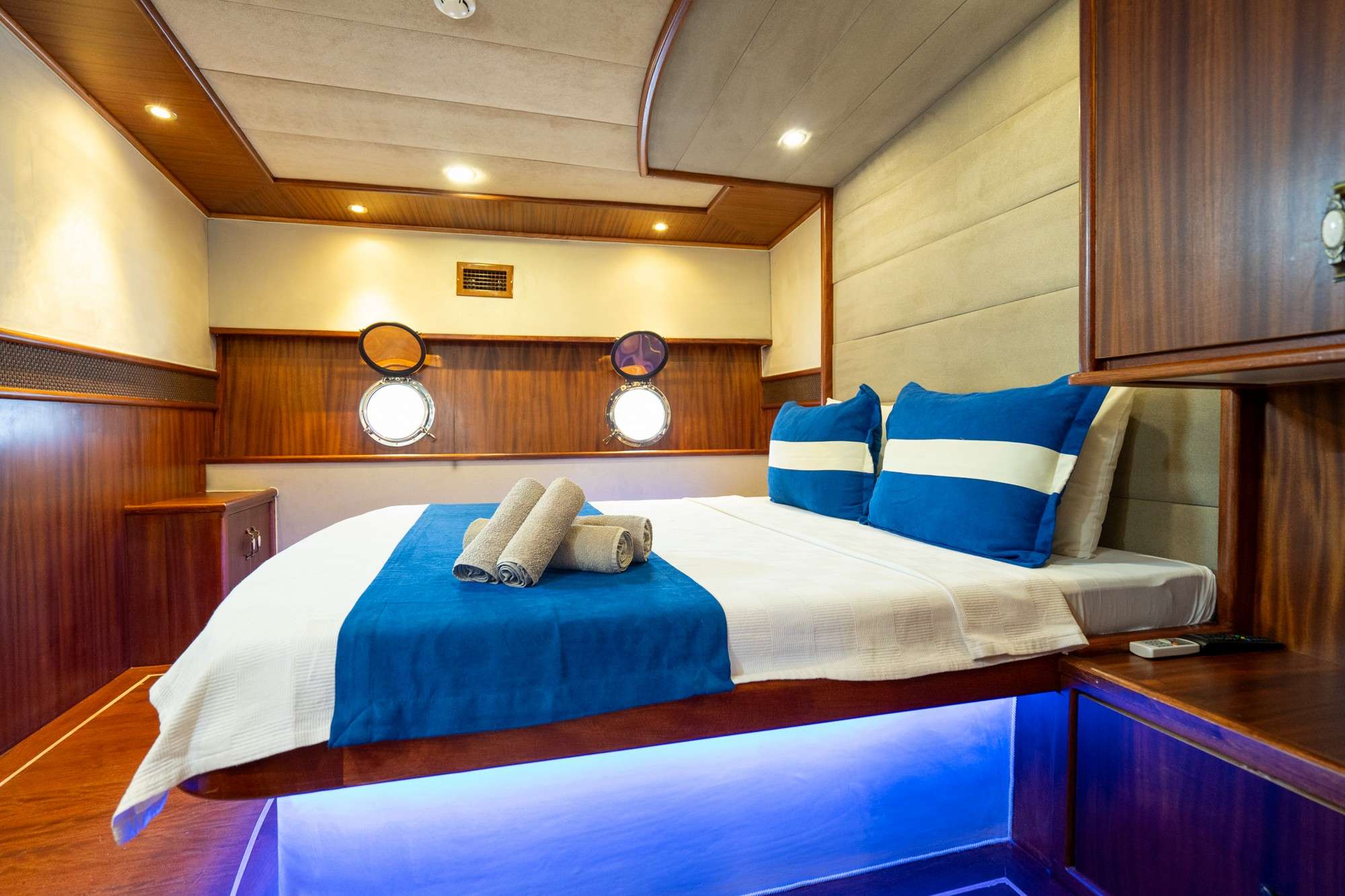 Charter Yacht NEVRA QUEEN - Bodrum Shipyards 40m - 10 Cabins - Bodrum - Gocek - Marmaris - Turkey