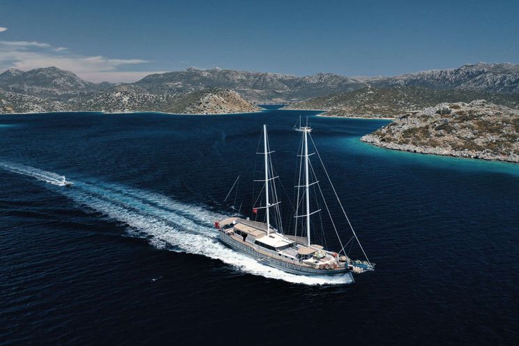 Charter Yacht NEVRA QUEEN - Bodrum Shipyards 40m - 10 Cabins - Bodrum - Gocek - Marmaris - Turkey