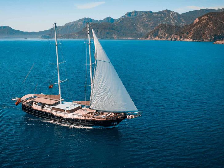 NEVRA QUEEN Bodrum Shipyards 40m - cruising NEVRA QUEEN Bodrum Shipyards 40m - cruising