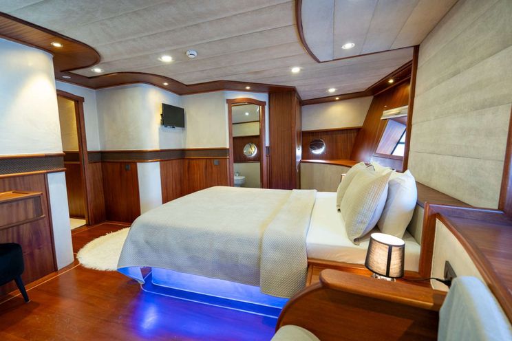 Charter Yacht NEVRA QUEEN - Bodrum Shipyards 40m - 10 Cabins - Bodrum - Gocek - Marmaris - Turkey